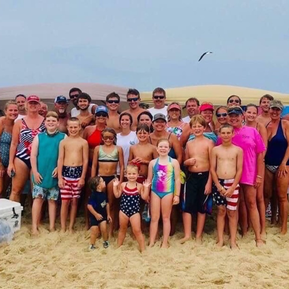 Meet your Posher, Tinley reagan - Picture 9 of 16